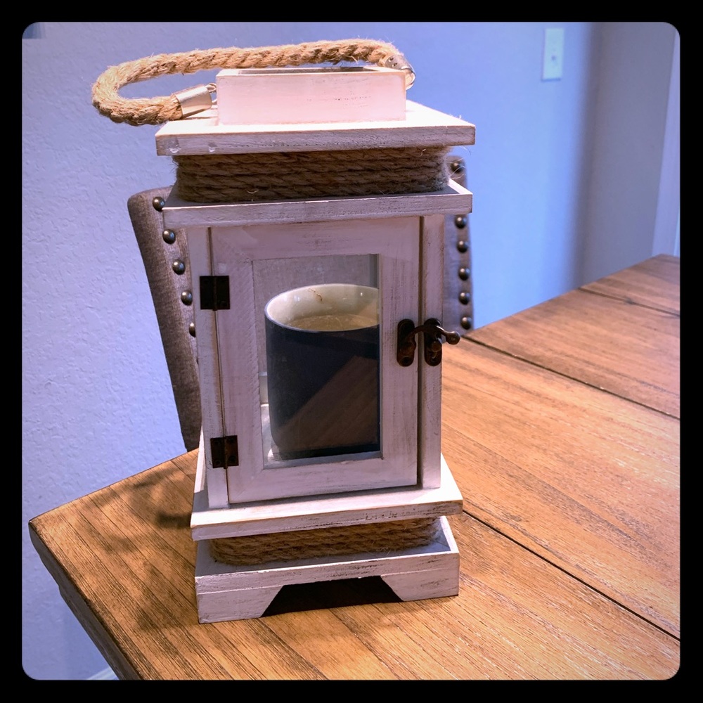 Candle holder
